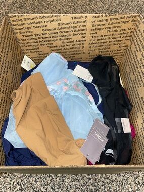 Target 25 PIECE RESELL LOT WOMANS XS-SMALL ALL NWT!